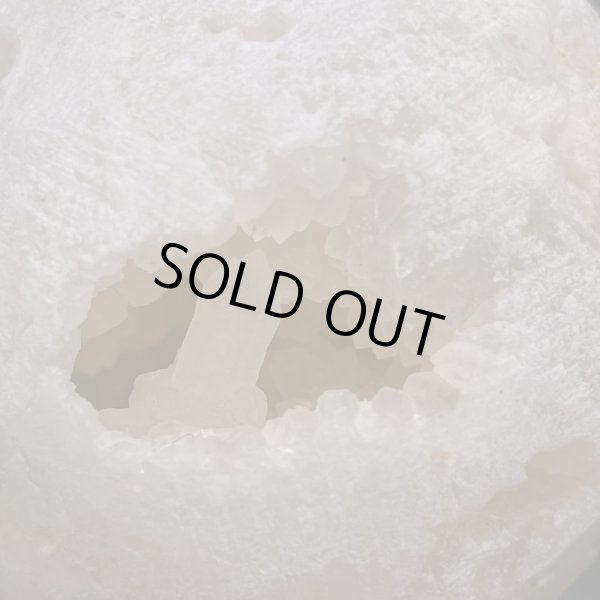 画像4: 水晶ジオード・丸玉 (4)