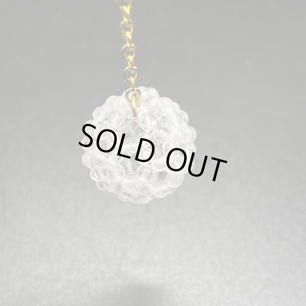 画像5: 水晶・2mm玉・バッキーボールピアス (5)