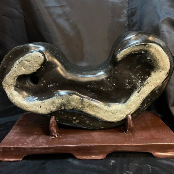 画像2: 蛇石(へび石)・勾玉 (2)