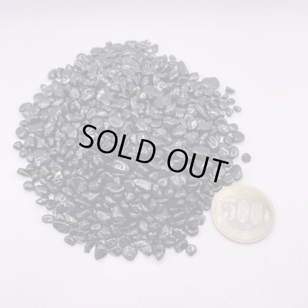 ブラックスピネル・さざれ石 ｜ パワーストーン・天然石・原石の専門店