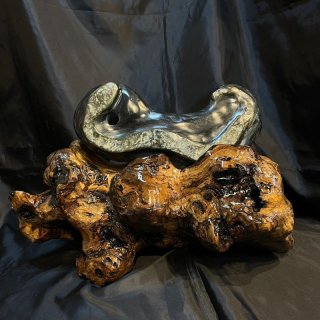 蛇石（蛇紋石） ｜ パワーストーン・天然石・原石の専門店ワンハート